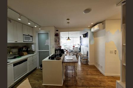 Apartamento à venda com 70m², 2 quartos e 2 vagas