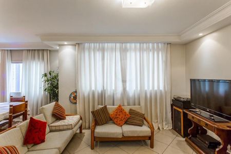 Apartamento à venda com 3 quartos, 122m² em Vila Mariana, São Paulo