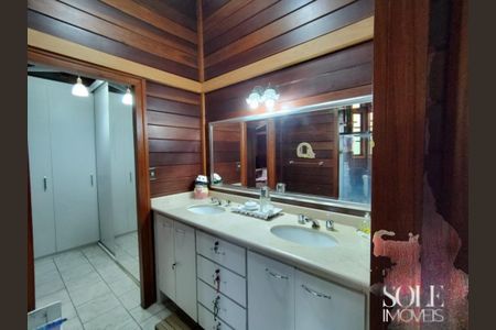 Casa de condomínio à venda com 238m², 3 quartos e 2 vagas