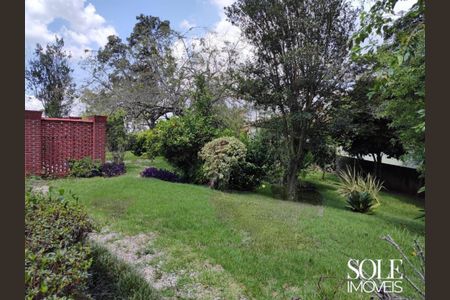 Casa de condomínio à venda com 238m², 3 quartos e 2 vagas