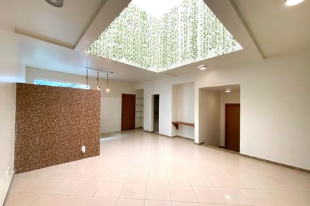 Sala de casa para alugar com 4 quartos, 366m² em Cidade Jardim Taquaril, Belo Horizonte