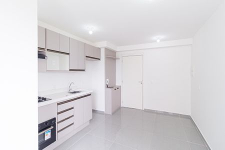 Sala  de apartamento para alugar com 1 quarto, 28m² em Chacara Santa Lucia, Carapicuíba