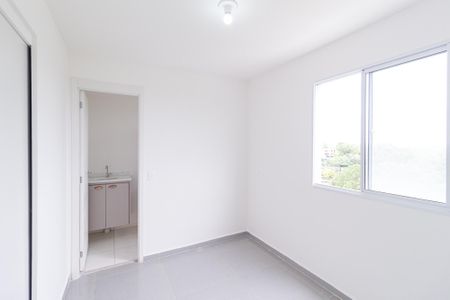 Quarto de apartamento para alugar com 1 quarto, 28m² em Chacara Santa Lucia, Carapicuíba
