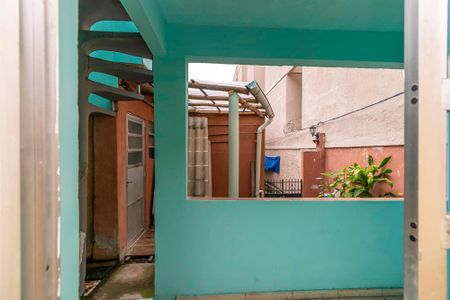 Vista da Sala de casa para alugar com 2 quartos, 70m² em Olaria, Rio de Janeiro
