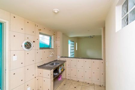 Casa para alugar com 70m², 2 quartos e sem vagaCozinha