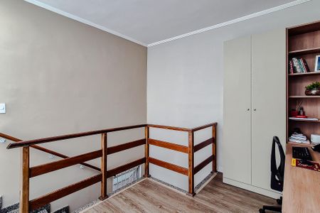 Casa à venda com 146m², 3 quartos e 2 vagasEscritório