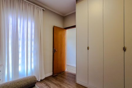 Casa à venda com 146m², 3 quartos e 2 vagasQuarto 2