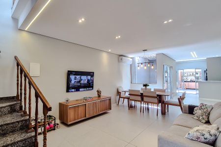 Sala de casa à venda com 3 quartos, 146m² em Vila Dom Pedro I, São Paulo