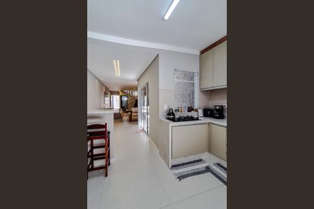 Casa à venda com 146m², 3 quartos e 2 vagasCozinha