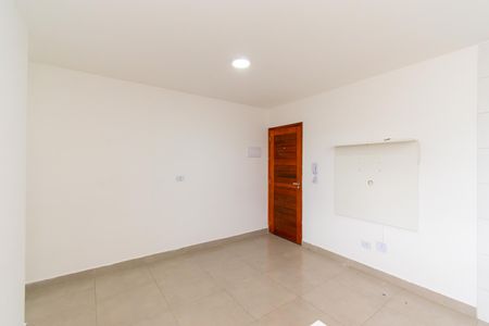 Sala de apartamento para alugar com 2 quartos, 40m² em Jardim Vila Formosa, São Paulo