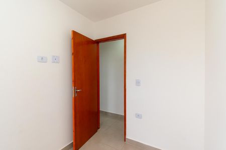 Quarto 1 de apartamento para alugar com 2 quartos, 40m² em Jardim Vila Formosa, São Paulo