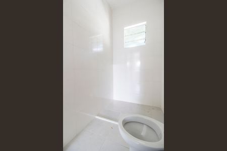 Casa para alugar com 75m², 2 quartos e 1 vaga Casa para alugar com 75m², 2 quartos e 1 vagaBanheiro