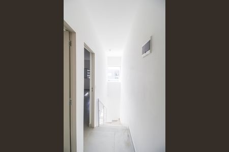 Casa para alugar com 75m², 2 quartos e 1 vaga Casa para alugar com 75m², 2 quartos e 1 vagaCorredor