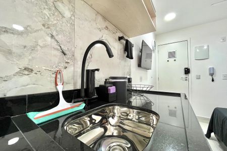 Studio para alugar com 18m², 1 quarto e sem vaga Studio para alugar com 18m², 1 quarto e sem vagaCozinha
