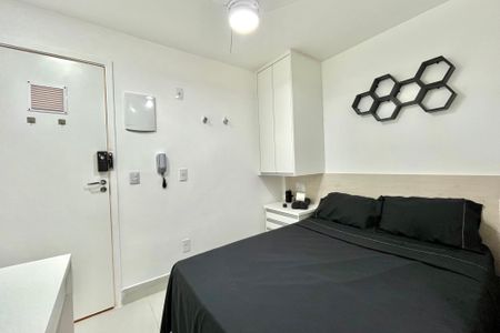 Quarto/Sala de kitnet/studio para alugar com 1 quarto, 18m² em Vila Santa Catarina, São Paulo