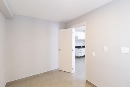Quarto 1 de apartamento para alugar com 2 quartos, 35m² em Pousada dos Bandeirantes, Carapicuíba