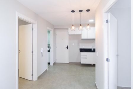 Sala de apartamento para alugar com 2 quartos, 35m² em Pousada dos Bandeirantes, Carapicuíba
