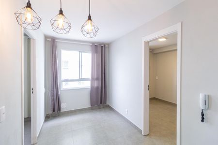 Sala de apartamento para alugar com 2 quartos, 35m² em Pousada dos Bandeirantes, Carapicuíba