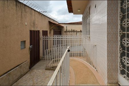 Casa para alugar com 150m², 3 quartos e 3 vagasEntrada