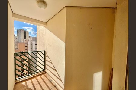 Sacada de apartamento para alugar com 2 quartos, 48m² em Centro, Campinas