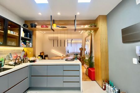 Apartamento para alugar com 110m², 3 quartos e sem vagaCozinha