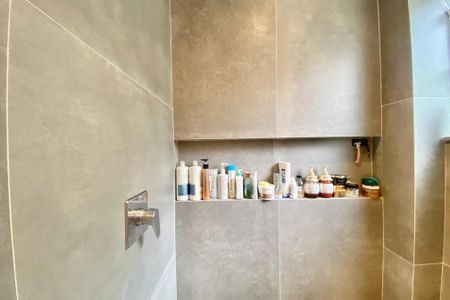 Apartamento para alugar com 110m², 3 quartos e sem vagaSuite 