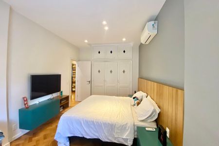 Apartamento para alugar com 110m², 3 quartos e sem vagaSuite 