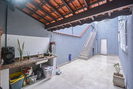 Casa à venda com 222m², 3 quartos e 3 vagasChurrasqueira