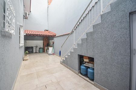 Casa à venda com 222m², 3 quartos e 3 vagasChurrasqueira