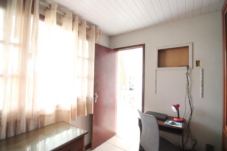 Casa de condomínio para alugar com 517m², 4 quartos e 4 vagasEscritório