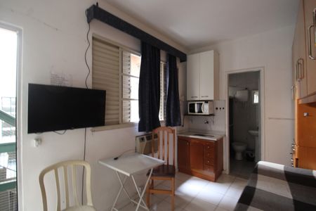 Casa de condomínio para alugar com 517m², 4 quartos e 4 vagasKitnet 1