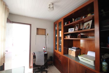 Casa de condomínio para alugar com 517m², 4 quartos e 4 vagasEscritório