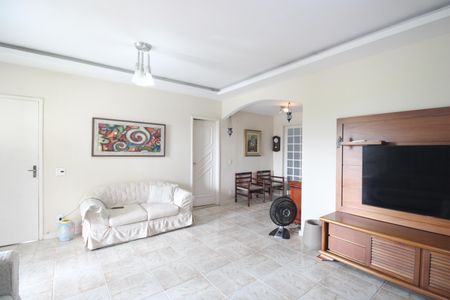 Casa de condomínio para alugar com 517m², 4 quartos e 4 vagasSala