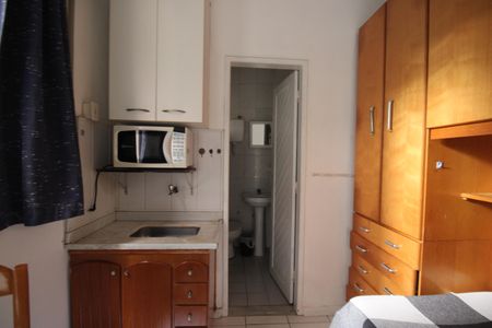 Casa de condomínio para alugar com 517m², 4 quartos e 4 vagasKitnet 1