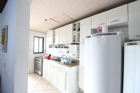 Casa de condomínio para alugar com 517m², 4 quartos e 4 vagasCozinha