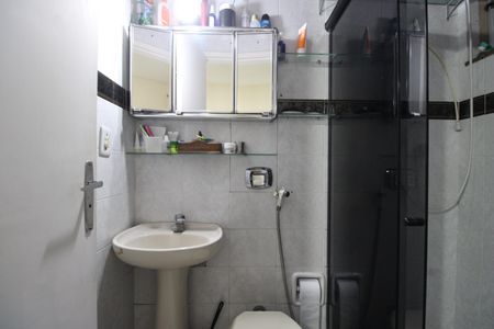 Casa de condomínio para alugar com 517m², 4 quartos e 4 vagasBanheiro da suíte