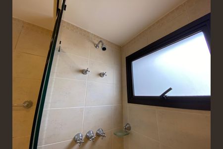 Apartamento para alugar com 140m², 2 quartos e 3 vagasBanheiro da Suíte 2