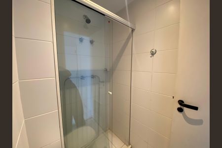 Apartamento para alugar com 140m², 2 quartos e 3 vagasBanheiro de serviço