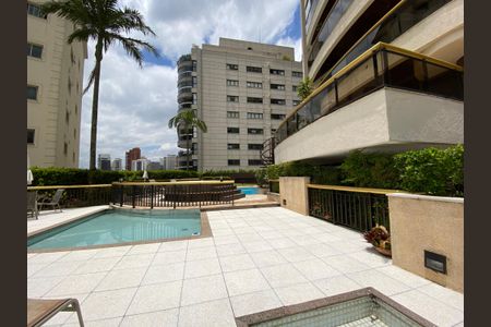 Apartamento para alugar com 140m², 2 quartos e 3 vagasÁrea comum - Piscina
