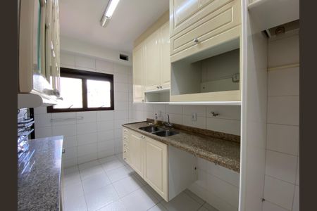 Apartamento para alugar com 140m², 2 quartos e 3 vagasCozinha