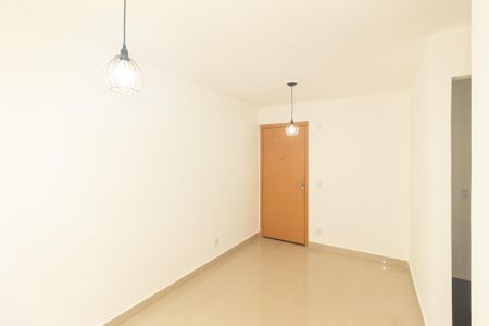 Sala de apartamento para alugar com 2 quartos, 45m² em Campo Grande, Rio de Janeiro