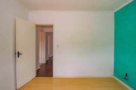 Quarto 1 de apartamento para alugar com 2 quartos, 60m² em Sarandi, Porto Alegre