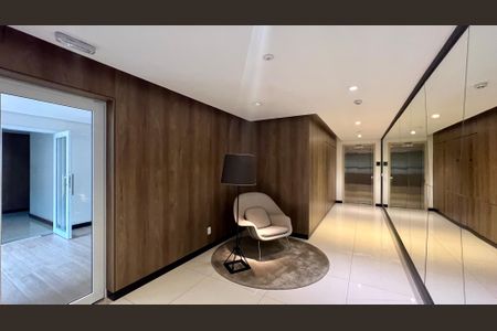 Apartamento para alugar com 39m², 1 quarto e 1 vagaHall de entrada