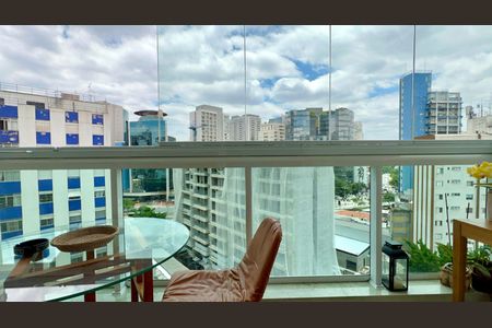 Apartamento para alugar com 39m², 1 quarto e 1 vagaVaranda