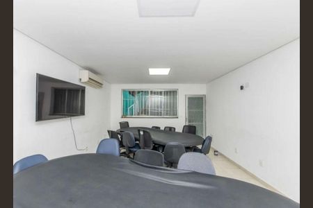 Casa à venda com 4 quartos, 213m² em Ipiranga, São Paulo