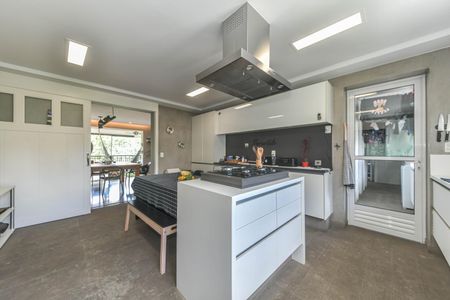 Apartamento à venda com 214m², 4 quartos e 4 vagasCozinha