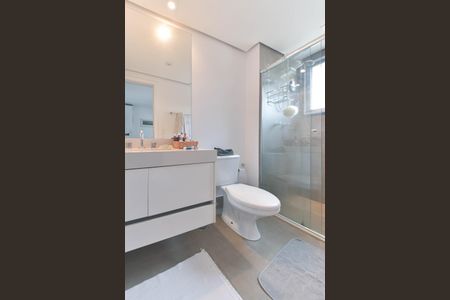 Apartamento à venda com 214m², 4 quartos e 4 vagasBanheiro da Suíte 2