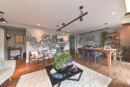 Apartamento à venda com 214m², 4 quartos e 4 vagasSala