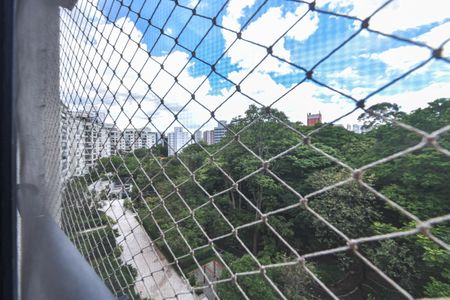 Apartamento à venda com 214m², 4 quartos e 4 vagasVaranda - Vista