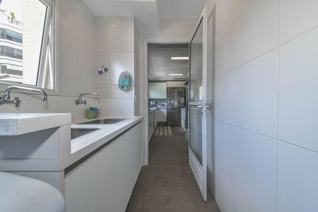Apartamento à venda com 214m², 4 quartos e 4 vagasÁrea de Serviço
